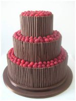 raspberrycurlweddingcake.jpg