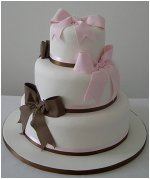 ribbonweddingcake.jpg