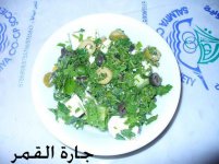 سلطة الزيتون بالجبن2.jpg