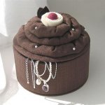 chocolate_box_jewellery.jpg