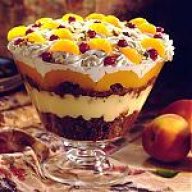 خوخ وفراولة